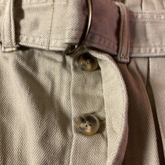 Free People See You Sometime Tan Khaki Pleated Frayed Hem Shorts NWT - Picture 9 of 11